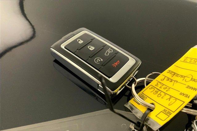 2023 Jeep Grand Cherokee L Vehicle Photo in KANSAS CITY, MO 64114-4545