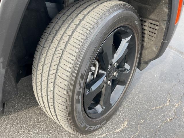 2023 Jeep Grand Cherokee L Vehicle Photo in GREEN BAY, WI 54304-5303