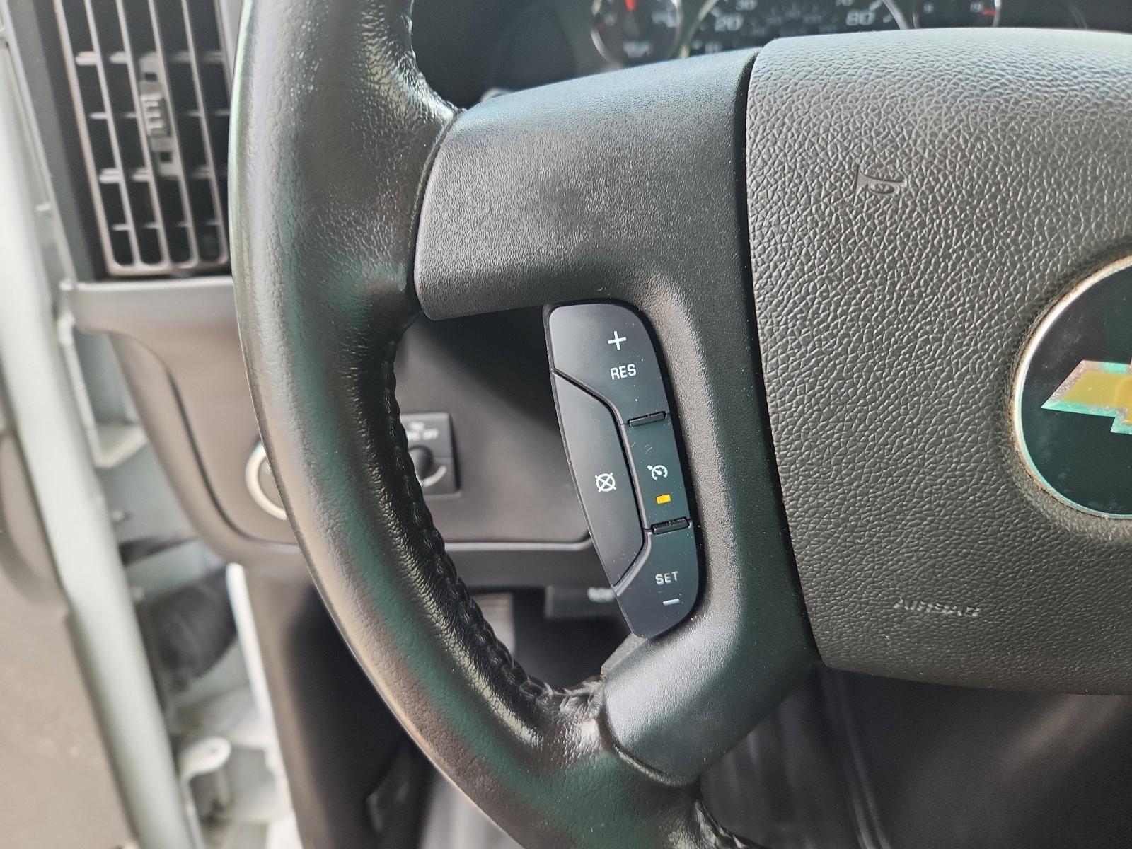 2022 Chevrolet Express Cutaway 3500 Vehicle Photo in GEORGETOWN, TX 78626-7508