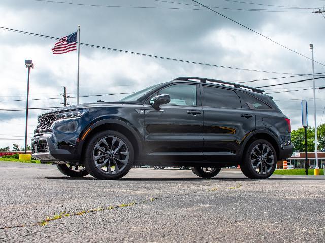 2023 Kia Sorento Vehicle Photo in MADISON, IN 47250-1611
