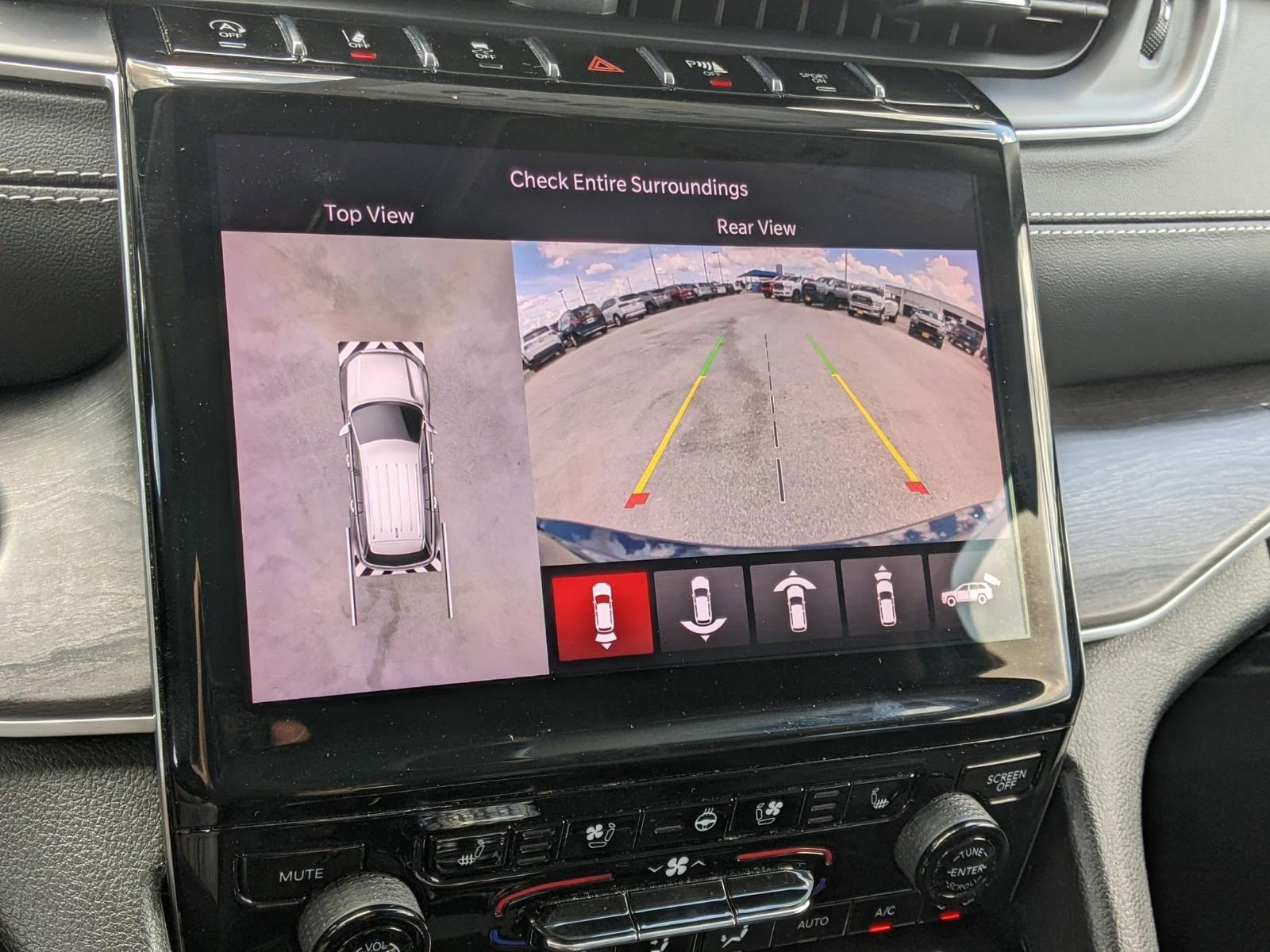 2023 Jeep Grand Cherokee Vehicle Photo in Seguin, TX 78155