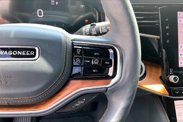 2022 Jeep Grand Wagoneer Vehicle Photo in Kansas City, MO 64114