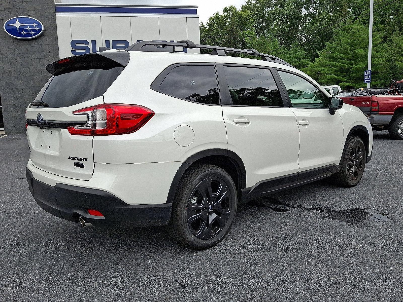 2025 Subaru Ascent Vehicle Photo in Harrisburg, PA 17111