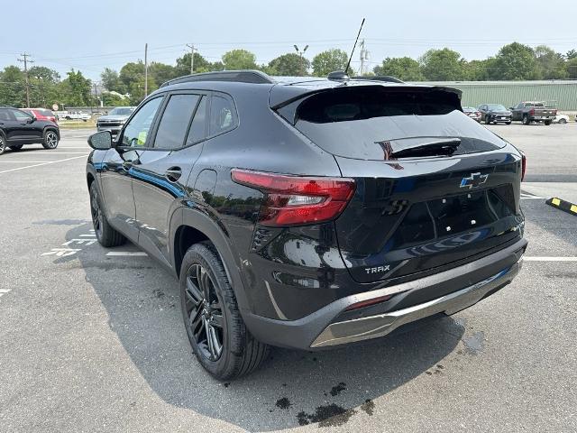 2025 Chevrolet Trax Vehicle Photo in GARDNER, MA 01440-3110
