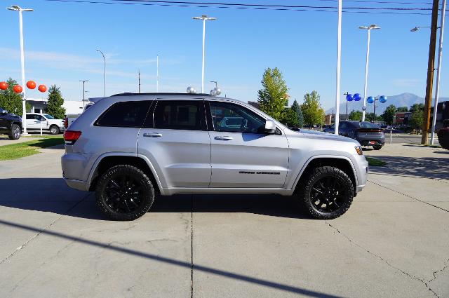 2020 Jeep Grand Cherokee Vehicle Photo in Riverdale, UT 84405