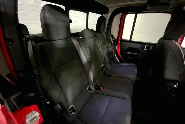 2021 Jeep Gladiator Vehicle Photo in Kansas City, MO 64114