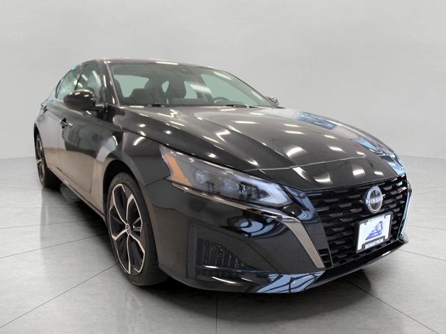 2023 Nissan Altima Vehicle Photo in Green Bay, WI 54304