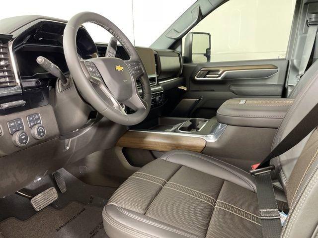 2025 Chevrolet Silverado 3500 HD Vehicle Photo in PHOENIX, AZ 85014-3381