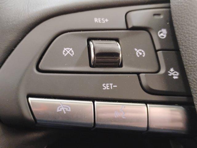 2025 Cadillac XT4 Vehicle Photo in PINEVILLE, NC 28134-8495