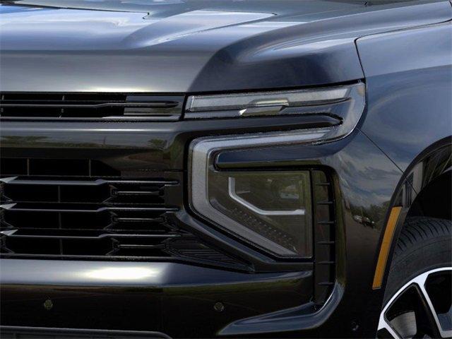 2025 Chevrolet Suburban Vehicle Photo in EVERETT, WA 98203-5662