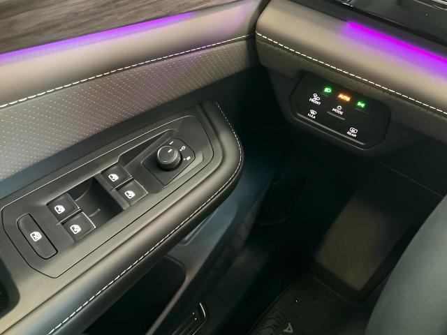 2025 Volkswagen Atlas Vehicle Photo in Oshkosh, WI 54904