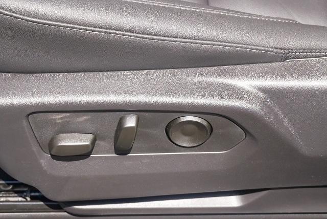 2025 Chevrolet Silverado 1500 Vehicle Photo in VENTURA, CA 93003-8585