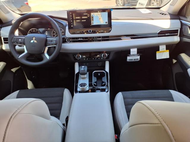 2025 Mitsubishi Outlander Vehicle Photo in Tampa, FL 33612
