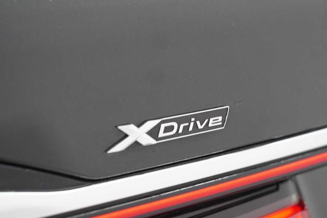 2022 BMW 750i xDrive Vehicle Photo in GRAPEVINE, TX 76051