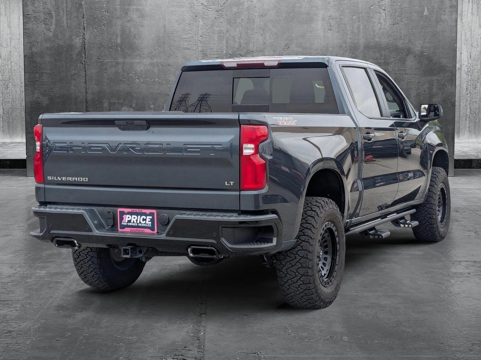2020 Chevrolet Silverado 1500 Vehicle Photo in Valencia, CA 91355
