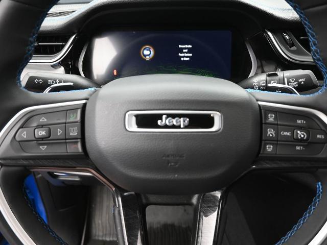 2023 Jeep Grand Cherokee 4xe Vehicle Photo in Cedar Rapids, IA 52402