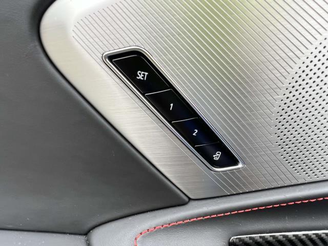 2020 Chevrolet Corvette Vehicle Photo in Roslyn, NY 11576
