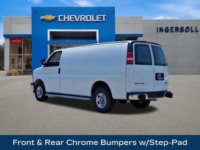 2023 GMC Savana Cargo 2500 Vehicle Photo in PAWLING, NY 12564-3219