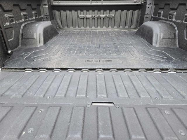 2023 GMC Sierra 1500 Vehicle Photo in DENTON, TX 76210-9321