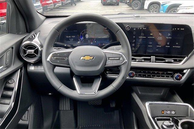 2026 Chevrolet Equinox Vehicle Photo in INDEPENDENCE, MO 64055-1314