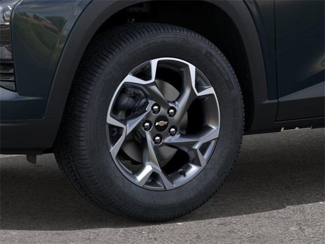 2025 Chevrolet Trax Vehicle Photo in ENGLEWOOD, CO 80113-6708