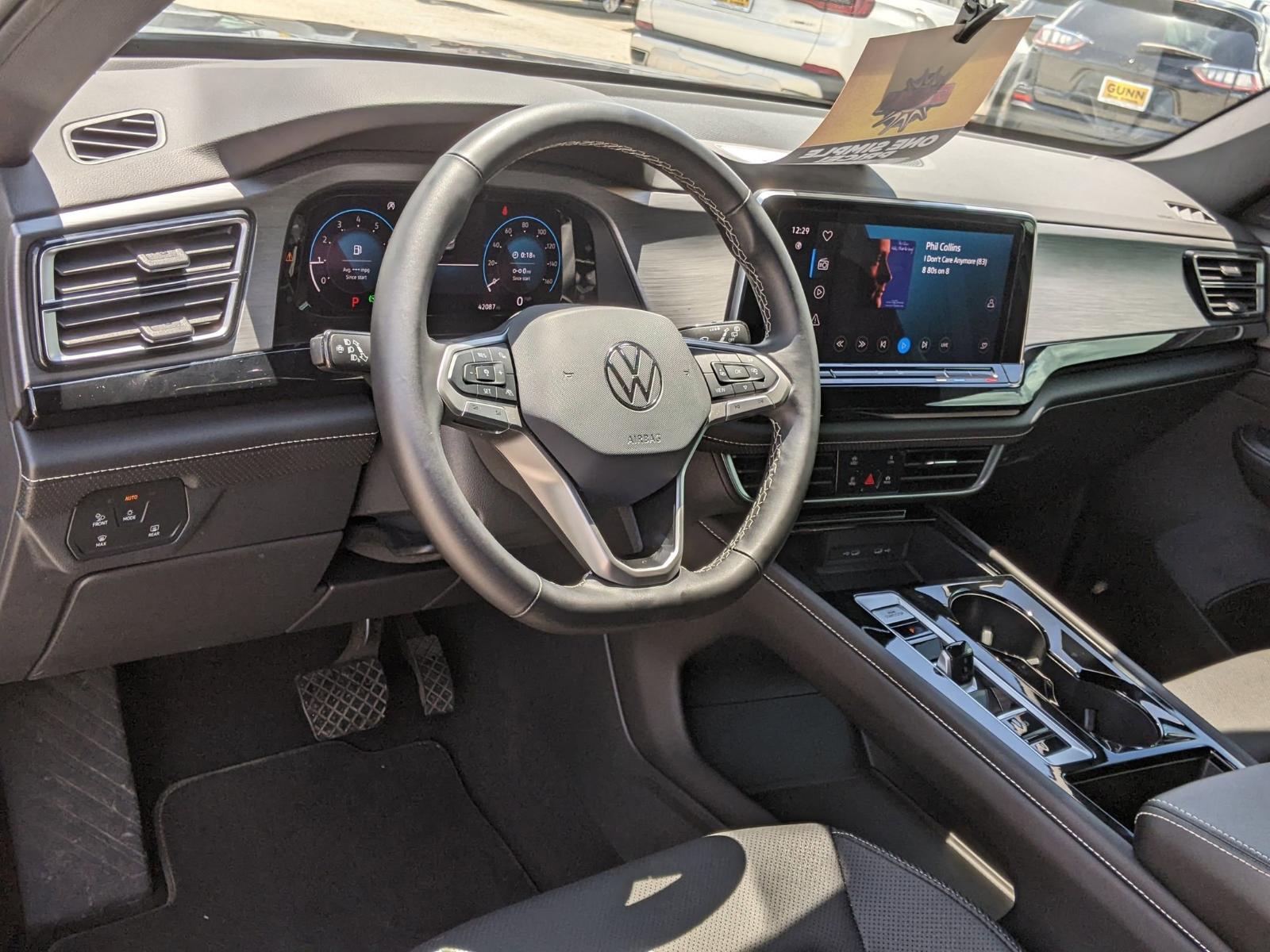 2024 Volkswagen Atlas Cross Sport Vehicle Photo in Seguin, TX 78155