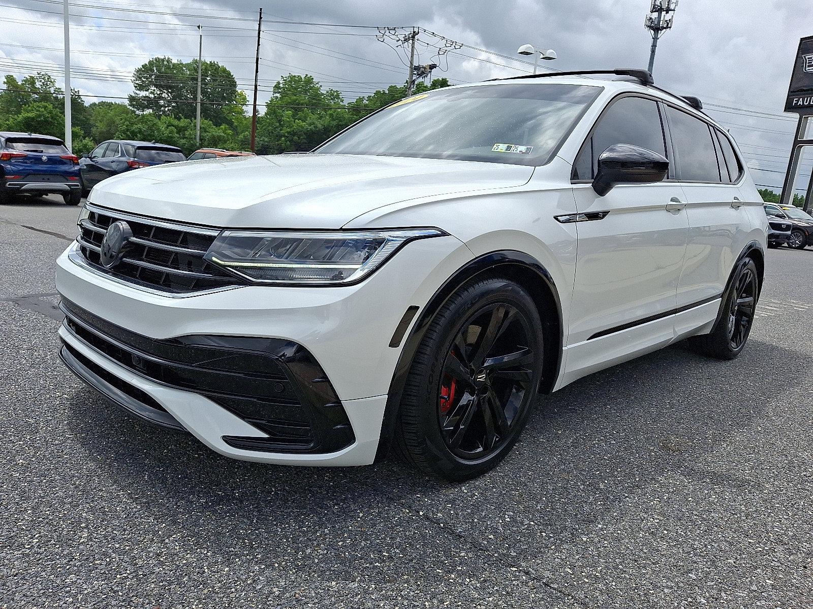 2024 Volkswagen Tiguan Vehicle Photo in BETHLEHEM, PA 18017-9401