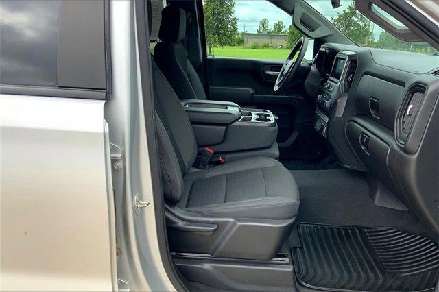 2022 Chevrolet Silverado 1500 Vehicle Photo in TOPEKA, KS 66609-0000