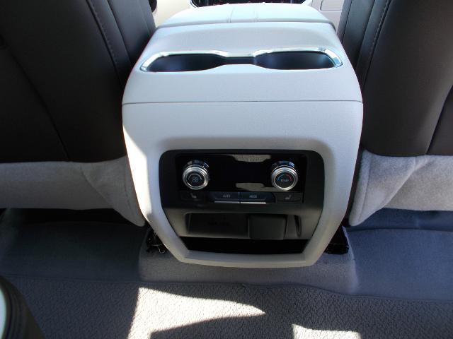 2026 GMC Acadia Vehicle Photo in LOWELL, MA 01852-4336