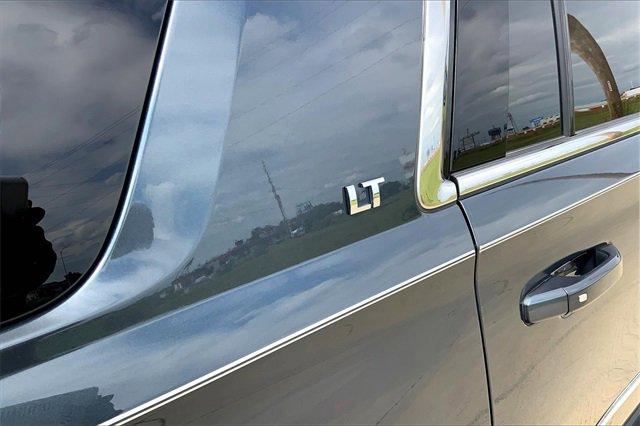 2019 Chevrolet Tahoe Vehicle Photo in TOPEKA, KS 66609-0000