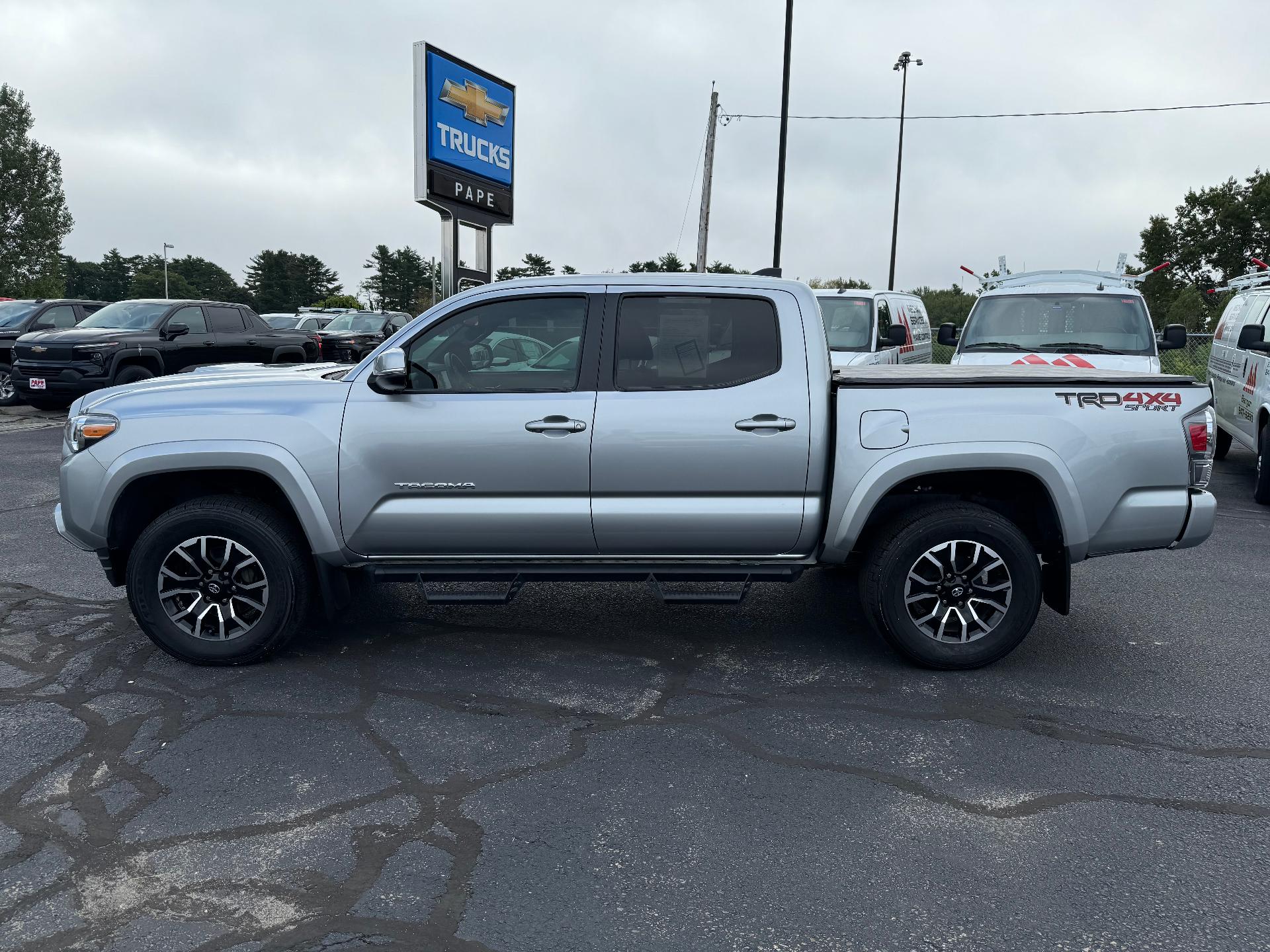 2022 Toyota Tacoma 4WD Vehicle Photo in SOUTH PORTLAND, ME 04106-1997