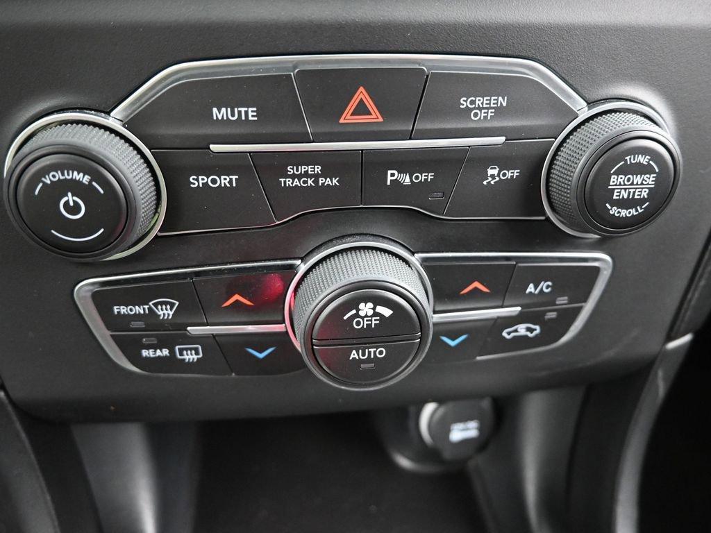 2020 Dodge Charger Vehicle Photo in Marion, IA 52302