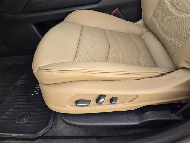 2025 Cadillac XT6 Vehicle Photo in Oklahoma City, OK 73114