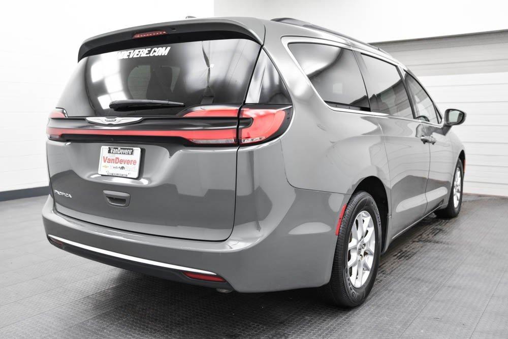 2022 Chrysler Pacifica Vehicle Photo in AKRON, OH 44303-2185