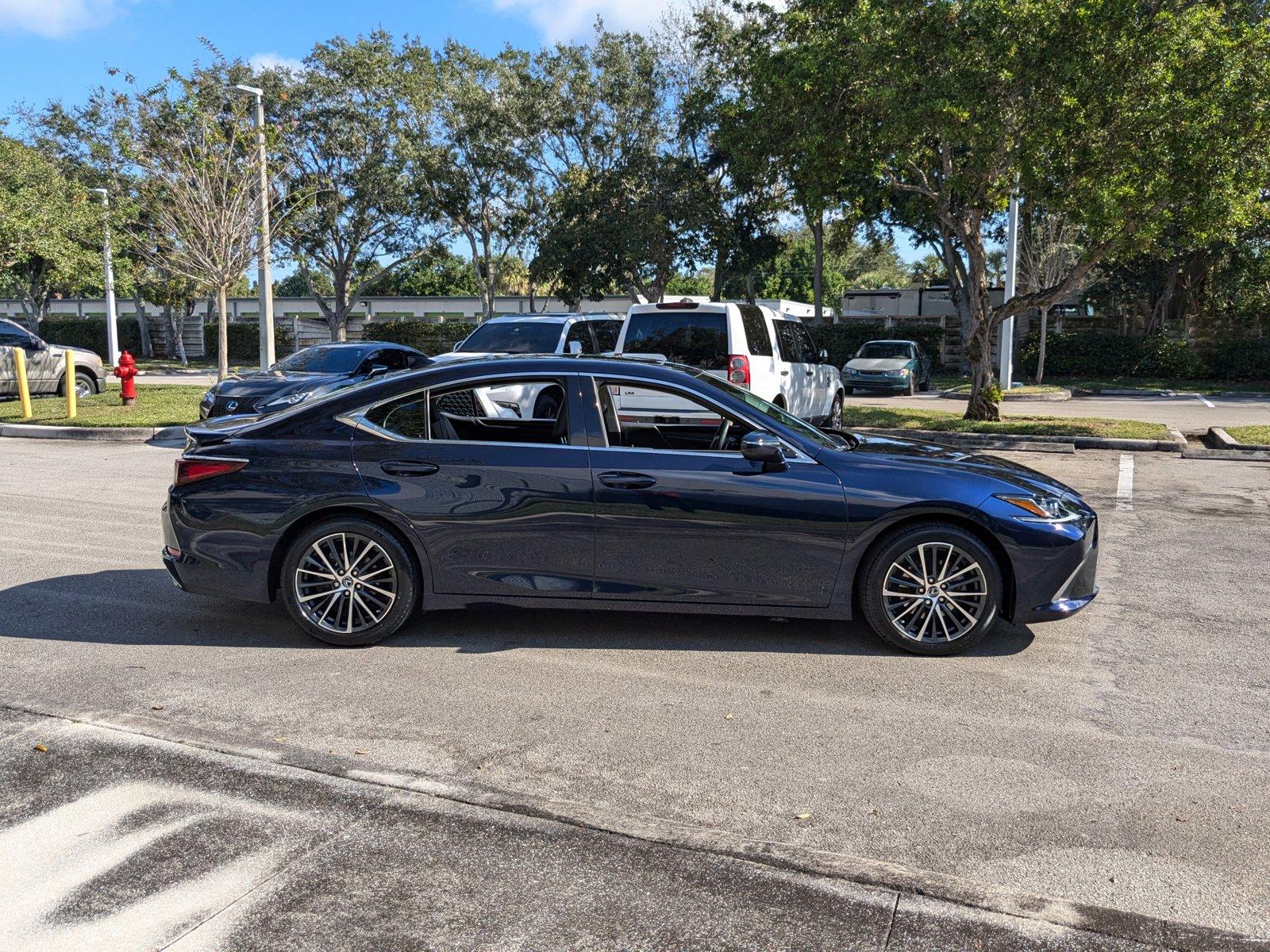 2022 Lexus ES 350 Vehicle Photo in West Palm Beach, FL 33417