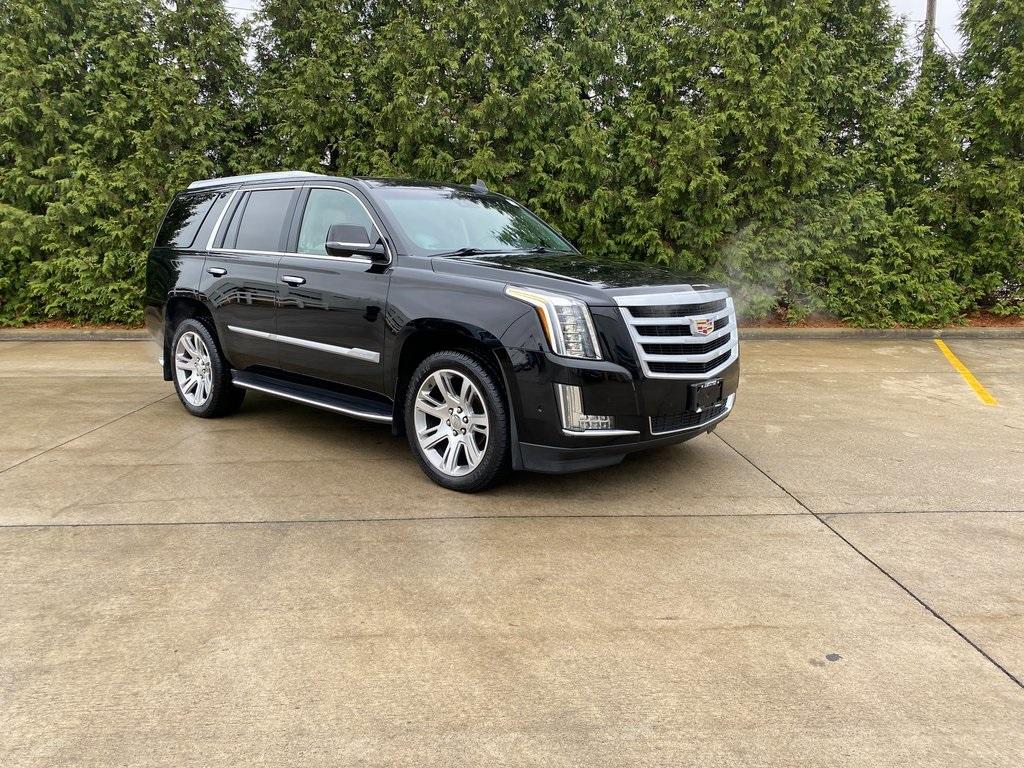 Used 2019 Cadillac Escalade Luxury with VIN 1GYS4BKJ5KR174556 for sale in Morton, IL