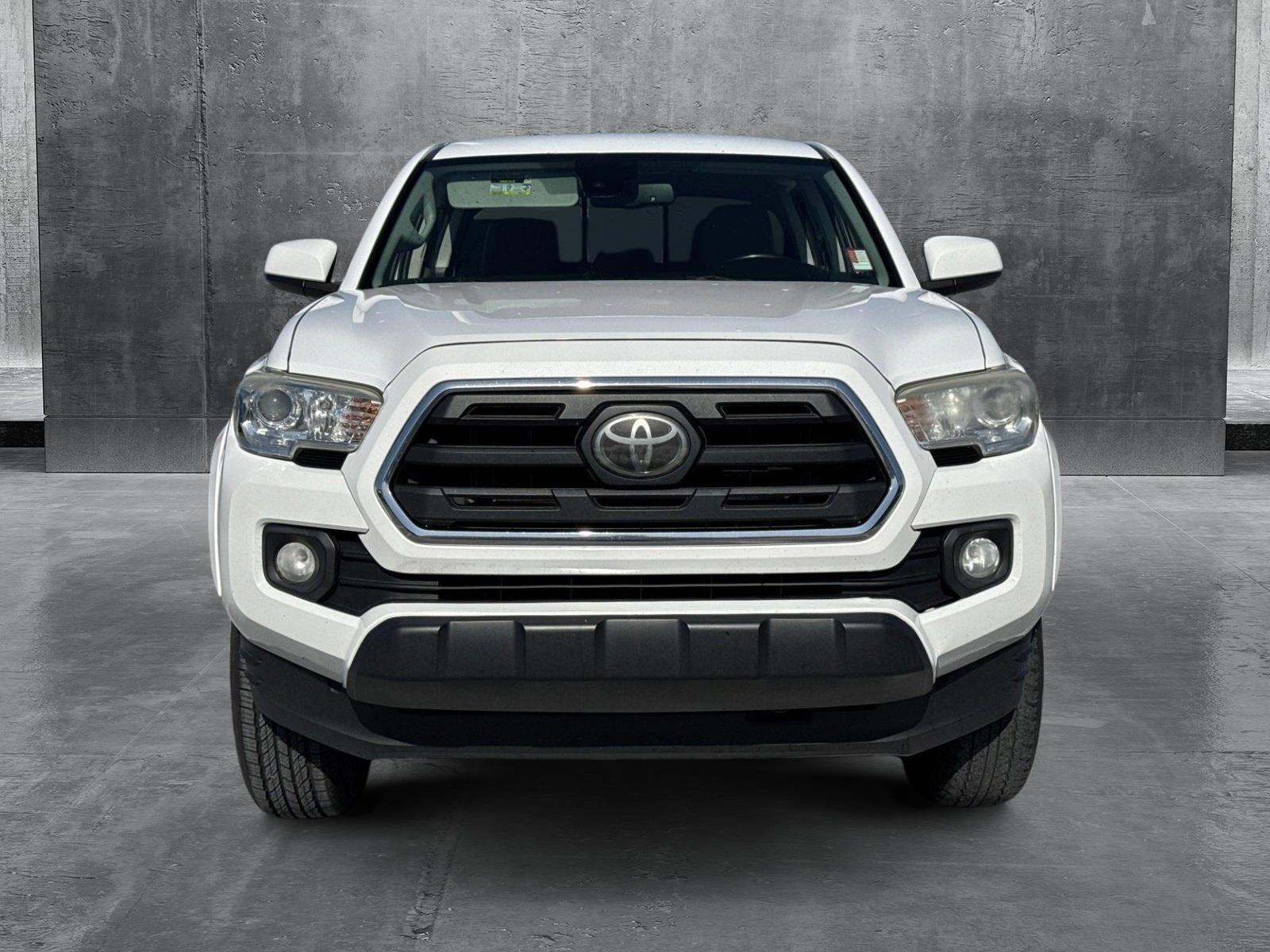 2019 Toyota Tacoma 2WD Vehicle Photo in Ft. Myers, FL 33907