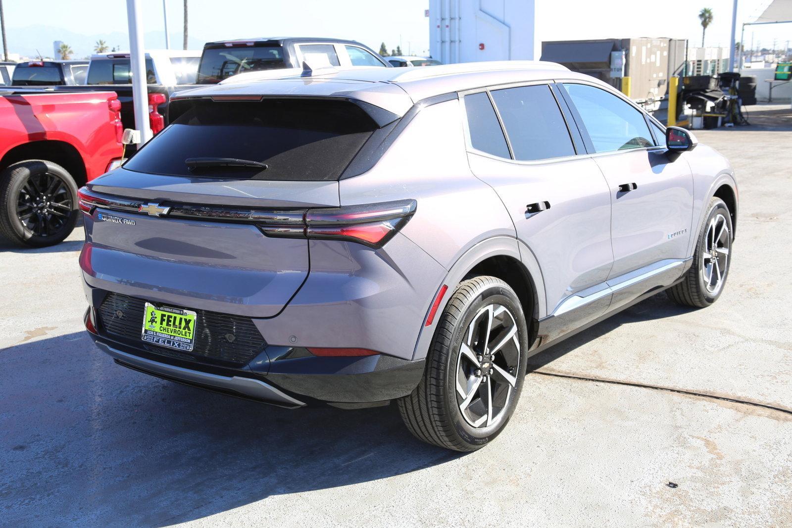 2025 Chevrolet Equinox EV Vehicle Photo in LOS ANGELES, CA 90007-3794