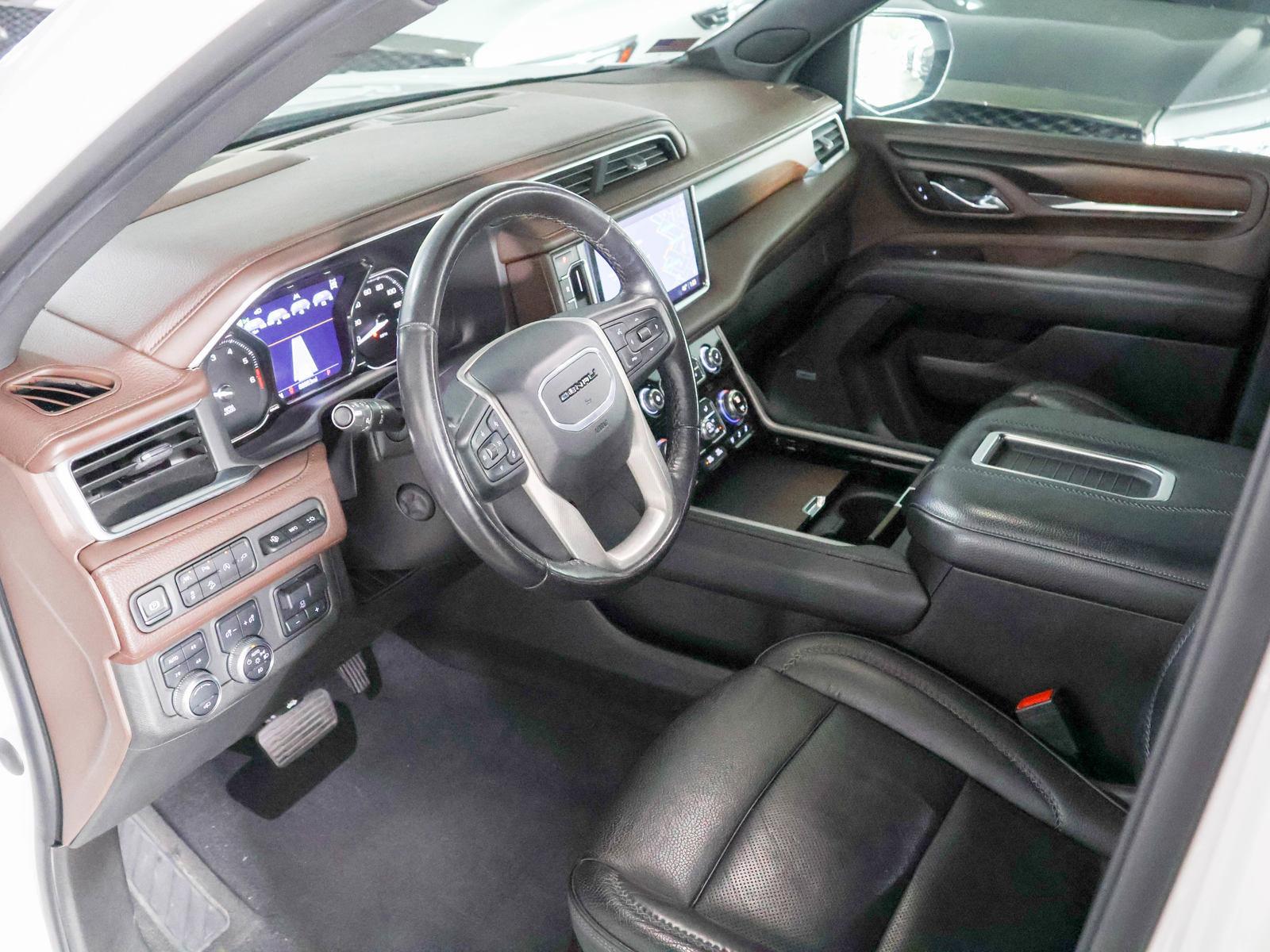 2021 GMC Yukon XL Vehicle Photo in DALLAS, TX 75209-3095