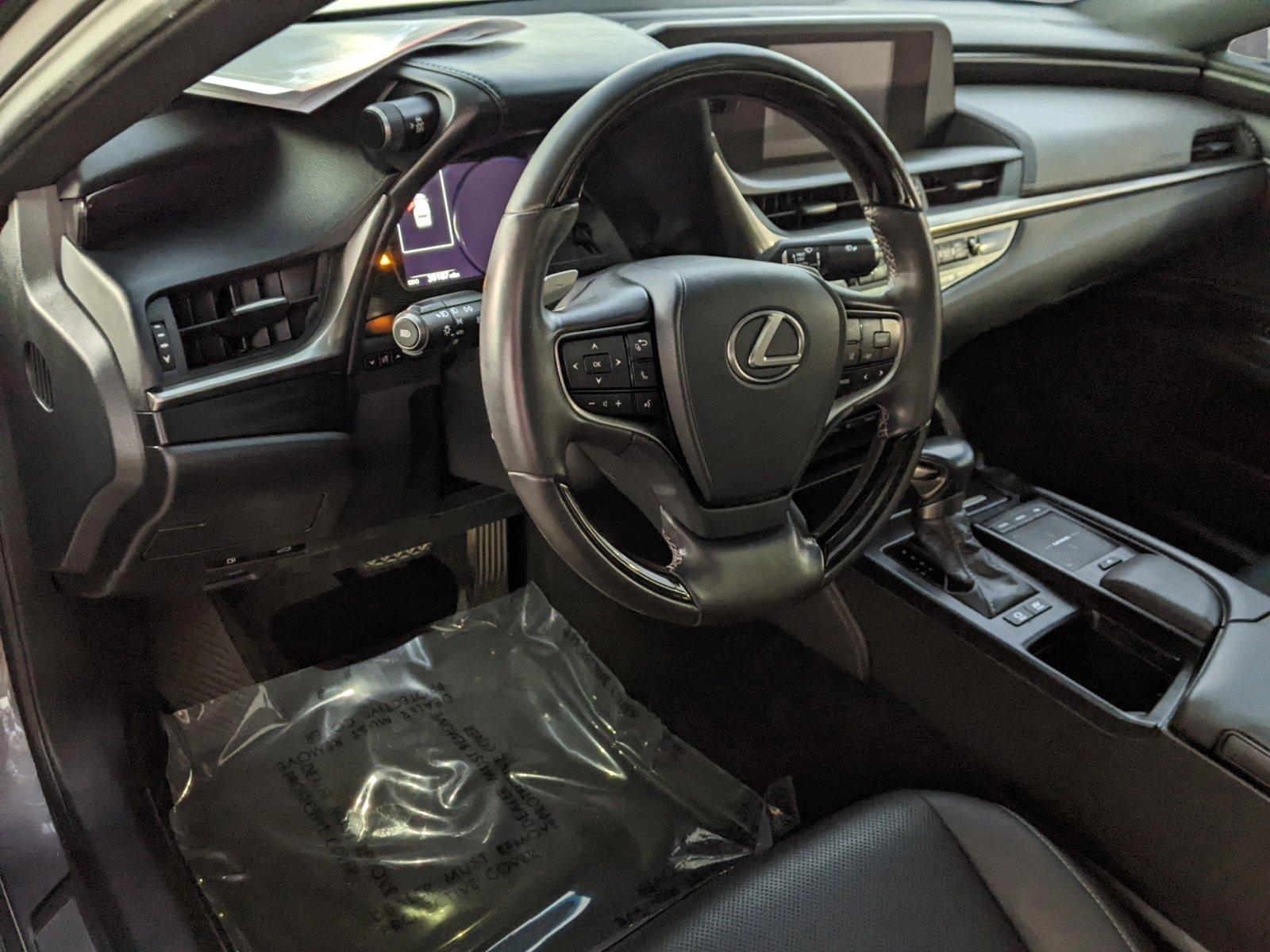 2020 Lexus ES Vehicle Photo in PEMBROKE PINES, FL 33024-6534