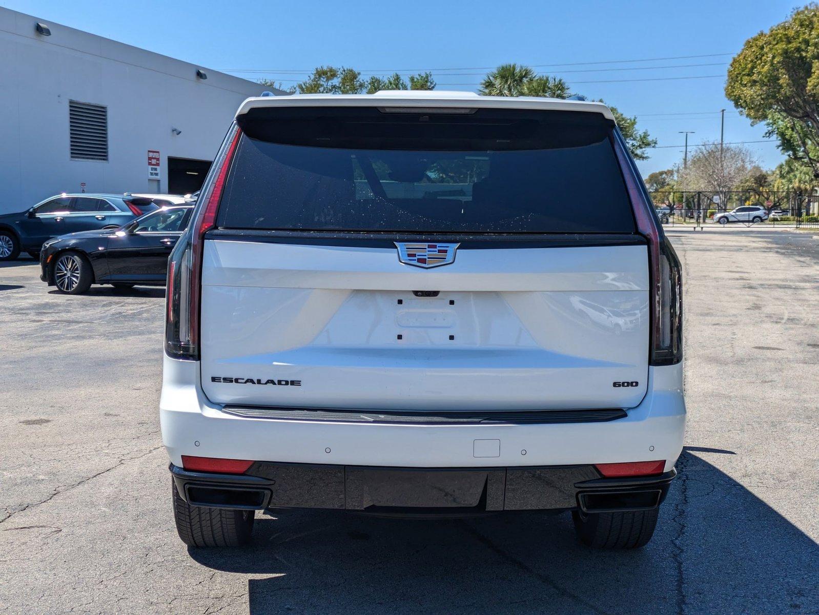 2023 Cadillac Escalade Vehicle Photo in WEST PALM BEACH, FL 33407-3296