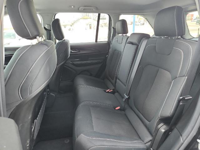2024 Jeep Grand Cherokee Vehicle Photo in HAYS, KS 67601-1994