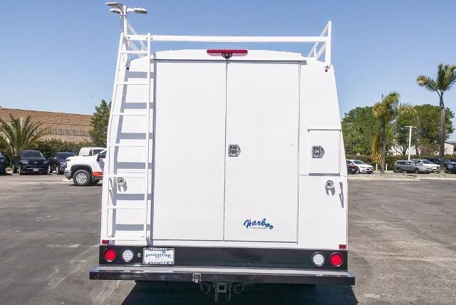 2025 Chevrolet Express Commercial Cutaway Vehicle Photo in VENTURA, CA 93003-8585