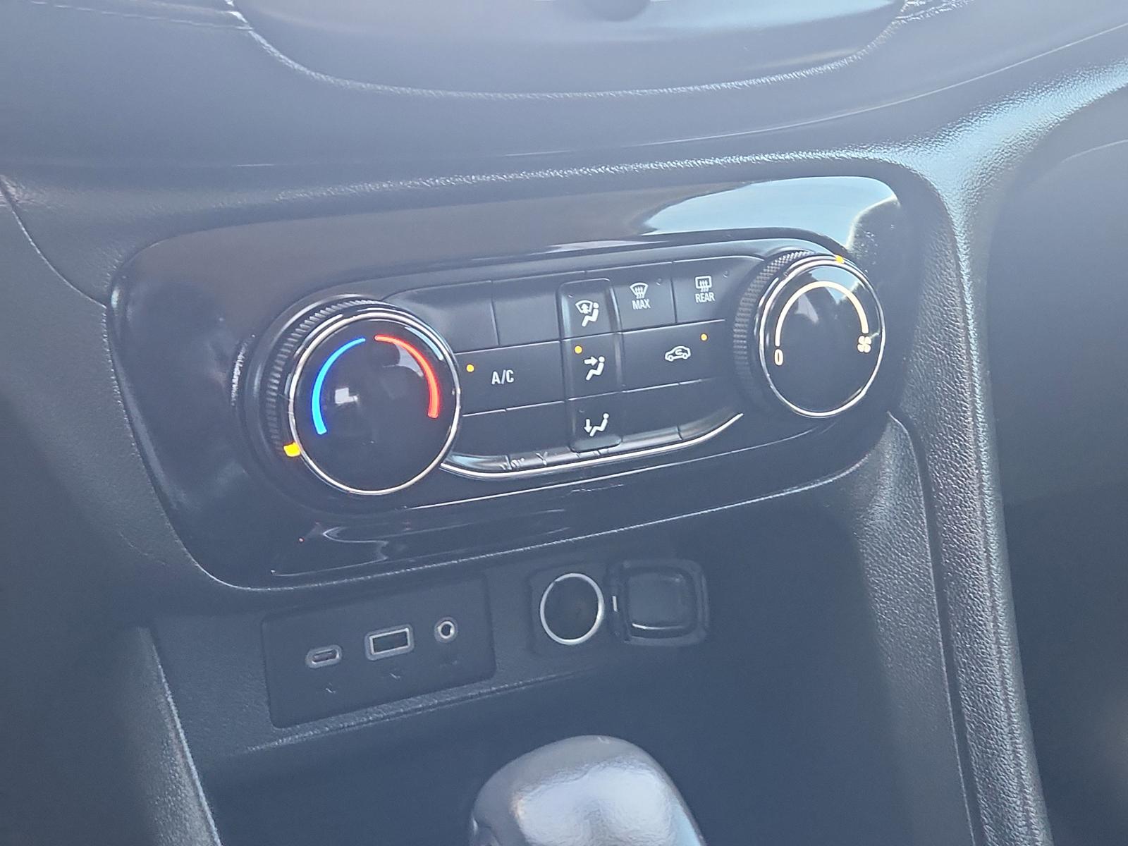 2021 Buick Encore GX Vehicle Photo in Albuquerque, NM 87110