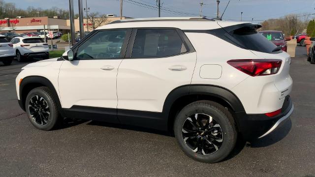 2022 Chevrolet Trailblazer Vehicle Photo in MOON TOWNSHIP, PA 15108-2571