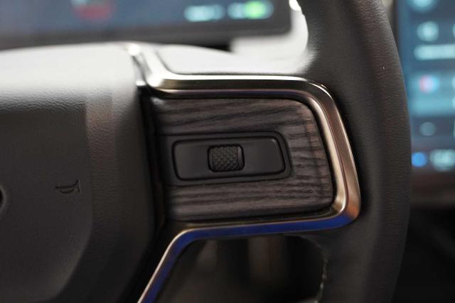 2023 Rivian R1S Vehicle Photo in GRAPEVINE, TX 76051