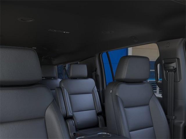 2025 Chevrolet Suburban Vehicle Photo in ENGLEWOOD, CO 80113-6708