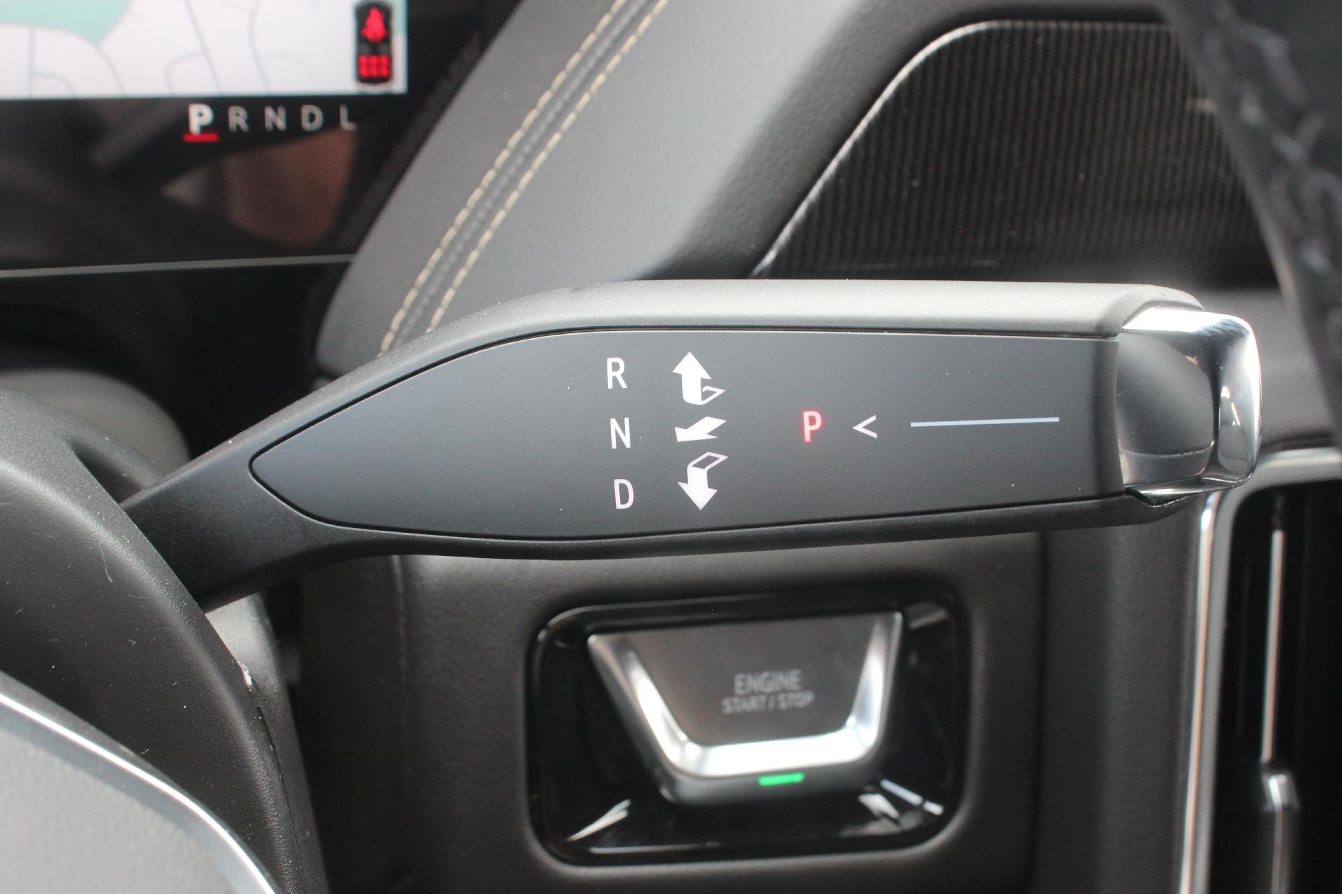 2025 GMC Yukon Vehicle Photo in AURORA, CO 80012-4011