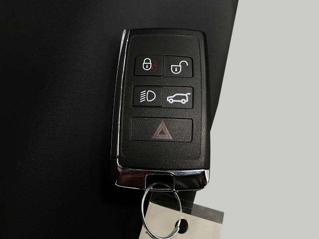 2026 Range Rover Evoque Vehicle Photo in Appleton, WI 54913
