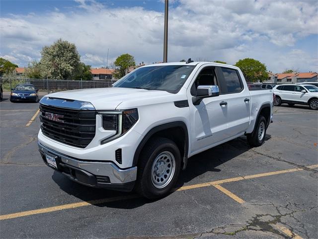 2024 GMC Sierra 1500 Vehicle Photo in AURORA, CO 80012-4011